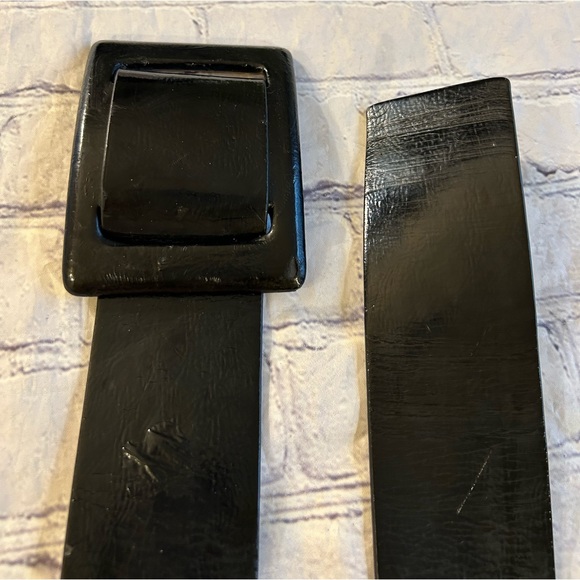 BETSEY JOHNSON BLACK PATENT/ANIMAL PRINT WIDE BELT COVERED BUCKLE BELT SIZE S/M - Picture 3 of 12